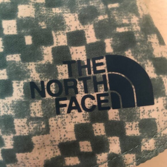 The North Face drawstring shorts w/ zippered pocket sz L - Picture 4 of 14